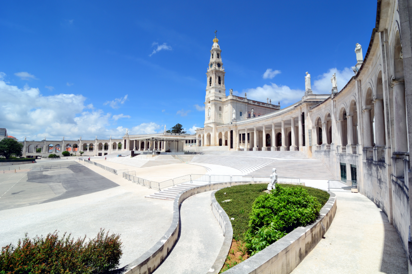 Fátima, Nazaré & Óbidos Day Trip