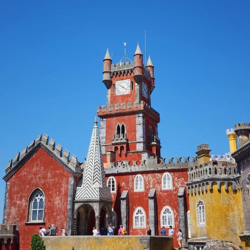 Sintra & Cascais: Passeio de um dia com ingressos para o Palácio da Pena