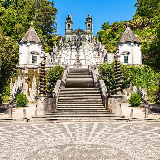 Spiritual Luxury Tour: Fátima, Braga & Santiago de Compostela (5 Days)