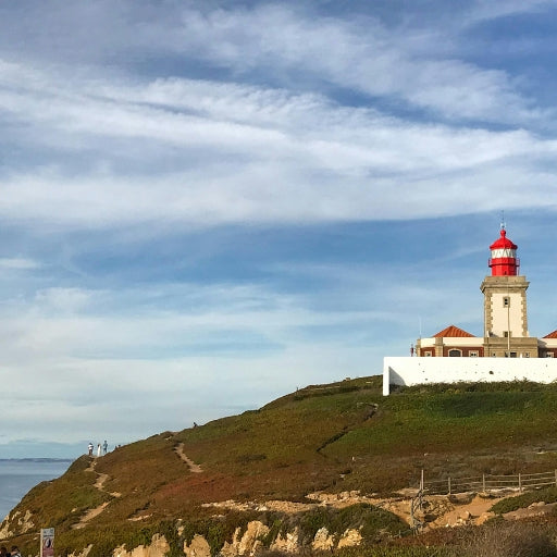 Sintra & Cascais: Passeio de um dia com ingressos para o Palácio da Pena