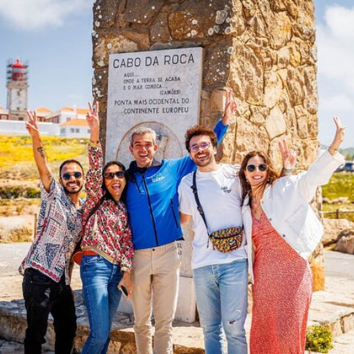 Sintra & Cascais: Passeio de um dia com ingressos para o Palácio da Pena