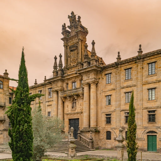 Spiritual Luxury Tour: Fátima, Braga & Santiago de Compostela (5 Days)