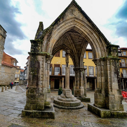 Braga & Guimarães: The Historic Minho Day Tour