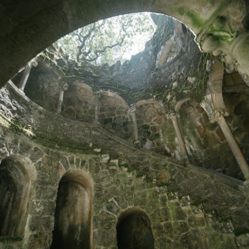 Sintra: Quinta da Regaleira Guided Tour with Tickets