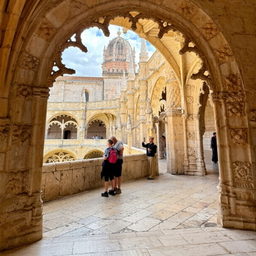 Kleingruppen-Stadtrundgang Belém + Tickets für das Hieronymus-Kloster (optionale Bootstour)