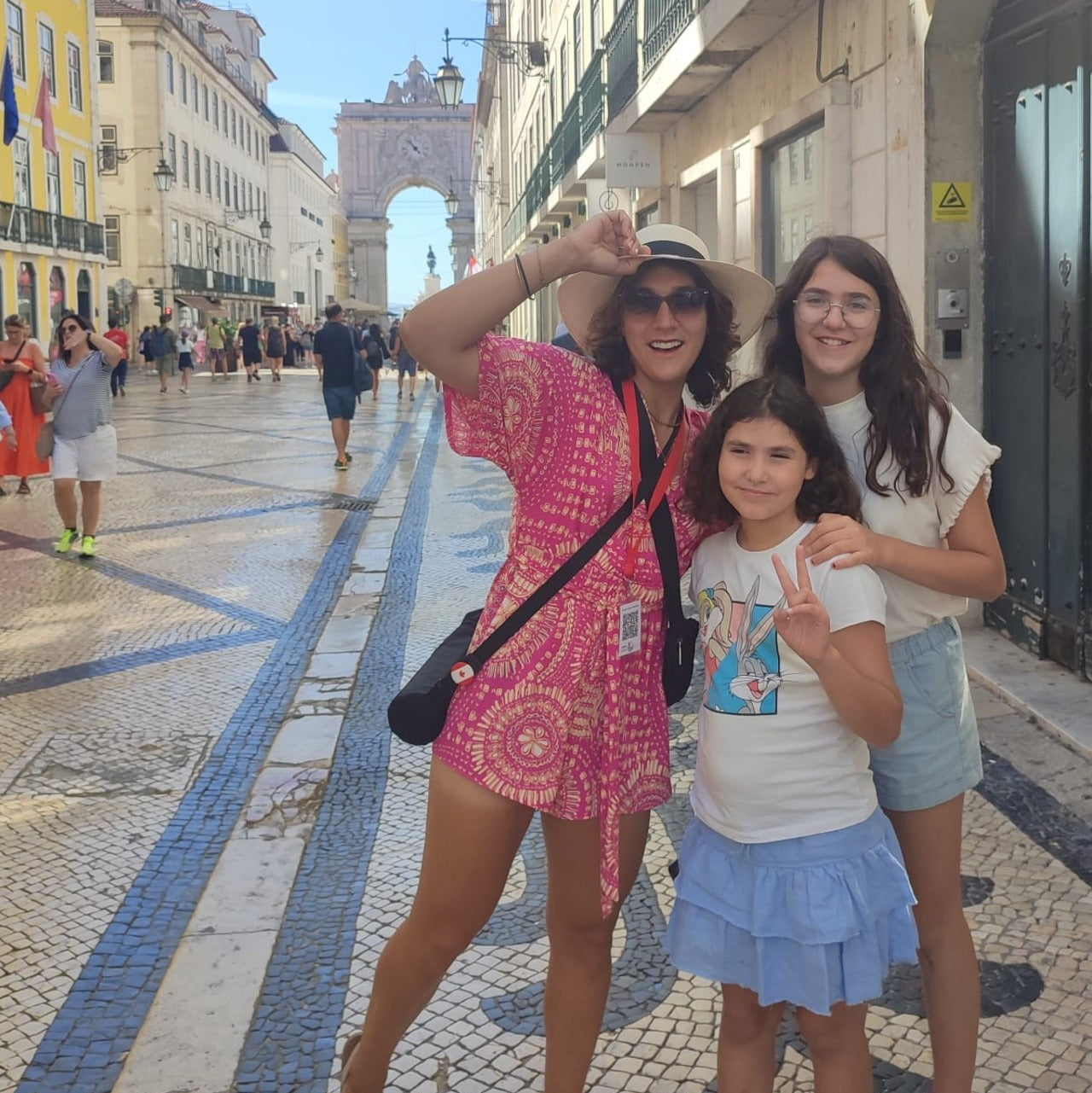Walking Tour Small Group Lisbon: Tales, Views and Tastings